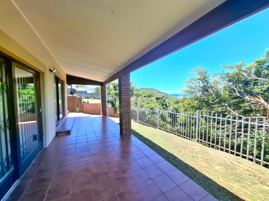 6 Bedroom Property for Sale in Baysville Eastern Cape